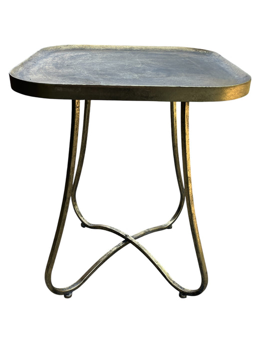 MESA DORADA