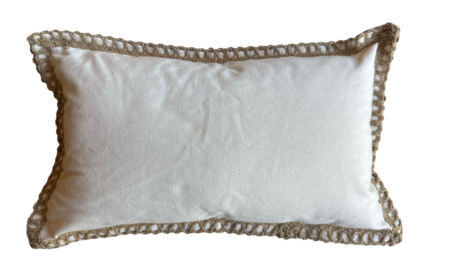 COJIN RECTANGULAR BORDE TEJIDO